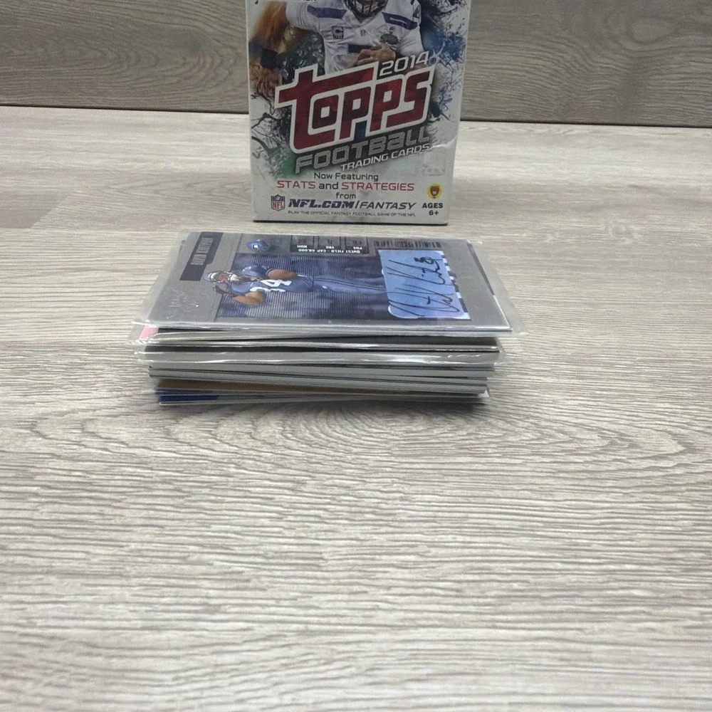 Topps 2014 NFL‎ Football Trading Card Box - 20 Cards Total Football  Fantasy
